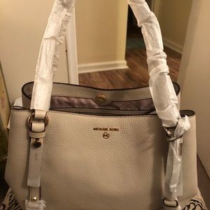 Michael Kors pocketbook